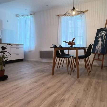 Appartement T2 Ultra Cosy En Hypercentre à Tarare Extérieur photo